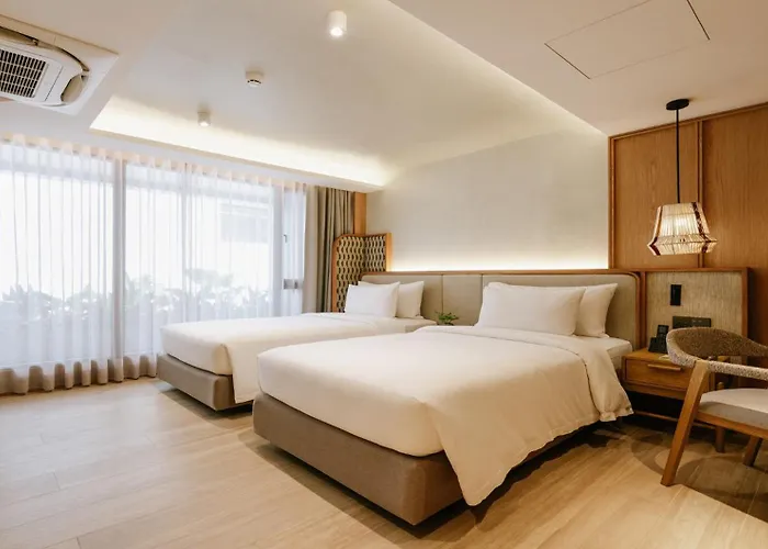 Hotel Ad Lib 4*