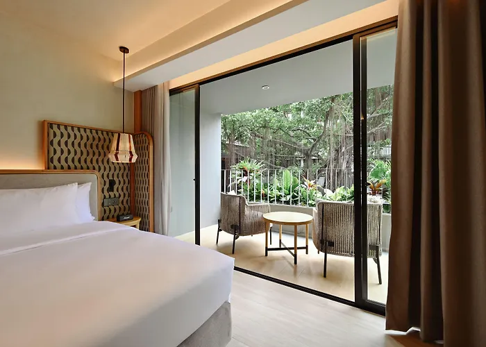 Ad Lib Hotel 4*